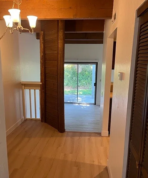 Prairie House Apartments — Photo 4