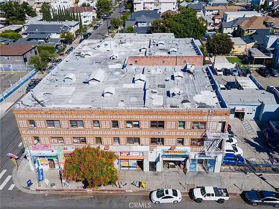 5th image of 2709 W Pico Blvd