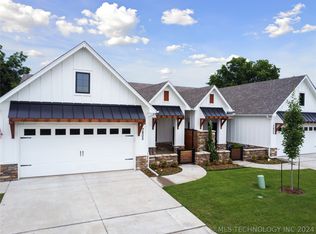 7805 S Redbud Ave, Broken Arrow, OK 74011