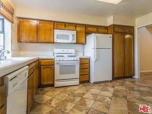 4th image of 784 Fremont Villas