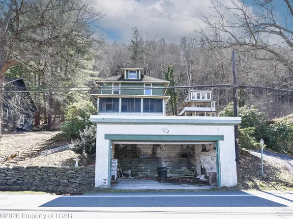 1938 Pennsylvania #92, Pittston, PA 18643