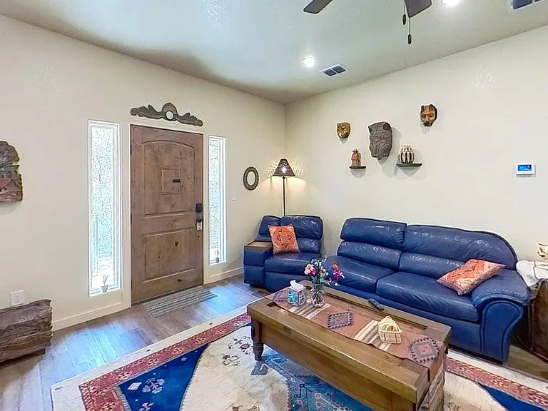 1405 Palomino Ln — Photo 8