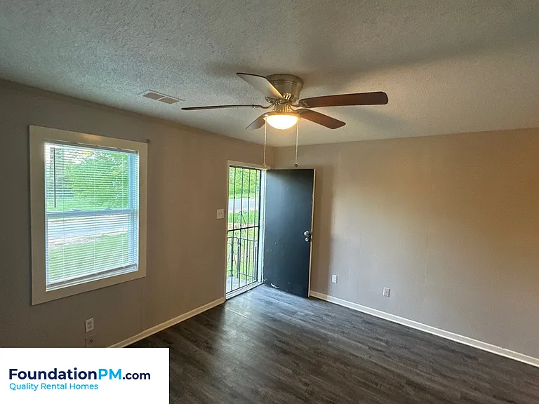 2601 Dakar Ave — Photo 7