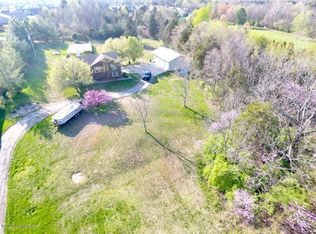 8923 Thixton Ln, Louisville, KY 40229