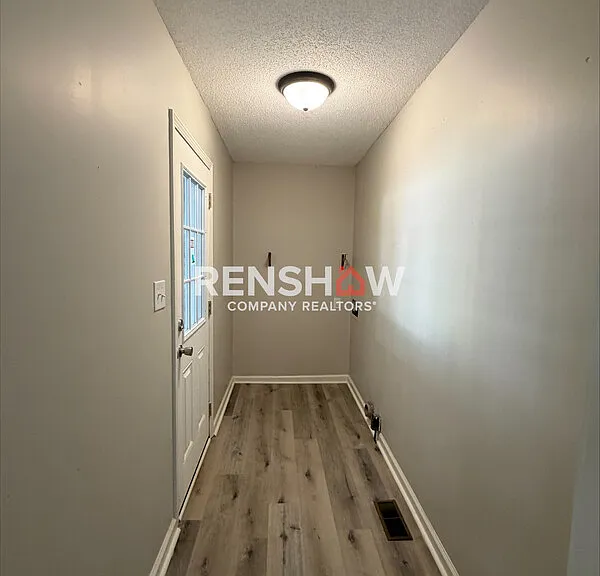 68 Royal Oaks Pl — Photo 28