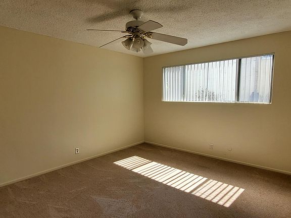 3rd image of 119 W Randolph St #5