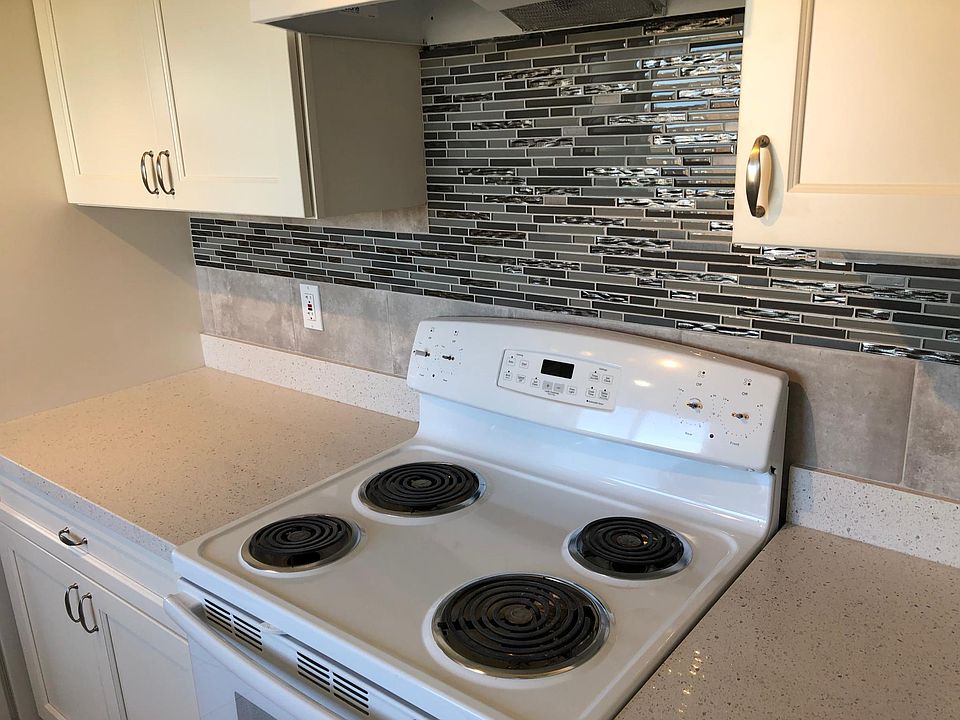 1st image of 5014 44th Ave NE APT 3