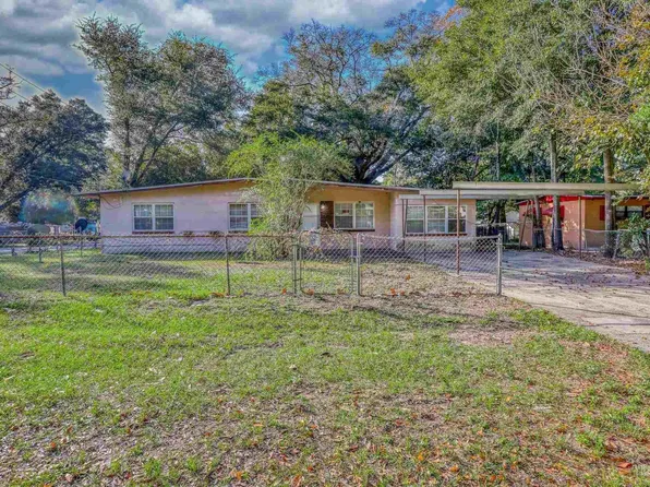 5 Emerald Ave, Pensacola, FL 32505