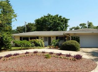 3697 Shady Bluffs Dr, Largo, FL 33770