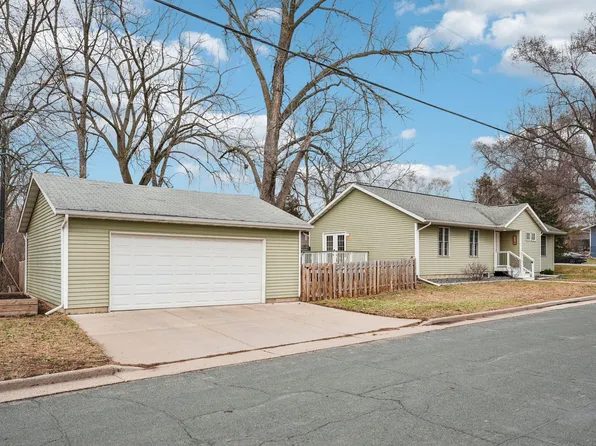 719 Monroe St N, Hudson, WI 54016