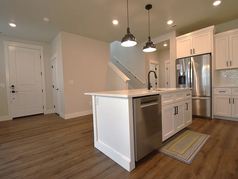 205 S Ripplerock Ln — Photo 24