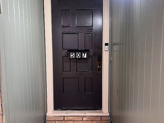 2nd image of 507 Midway Dr