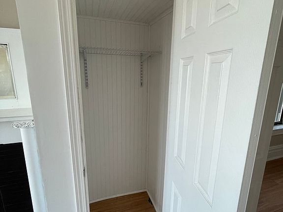 4th image of 249 S Millvale Ave APT 11