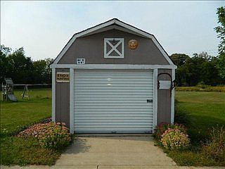 2nd image of 926 Sweet Cicely Dr