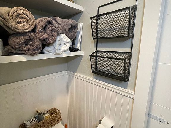 5th image of 1017 Azuar Ave Unit B