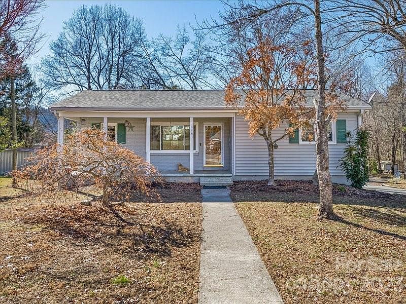 104 St, East Flat Rock, NC 28726 Zillow