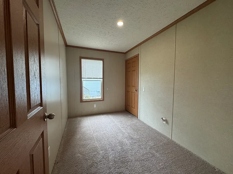 Brookside Manor — Photo 42