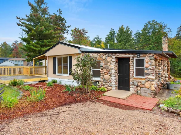 W11680 W 26th Rd, Pound, WI 54161