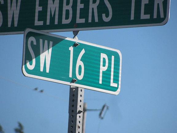5th image of 21 SW 16th Pl