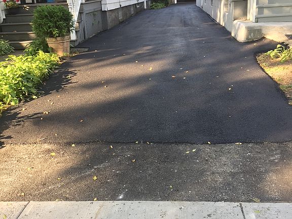 2nd image of 7 Edison Ave Floor 1