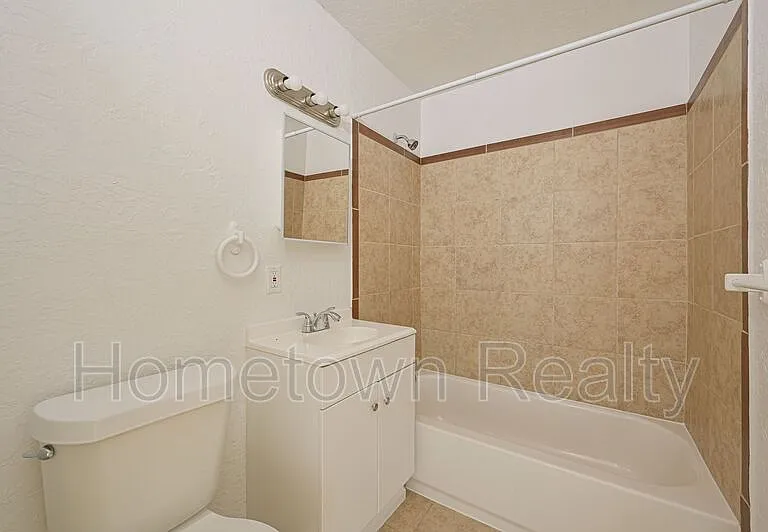1407 NW Logan Ave — Photo 19