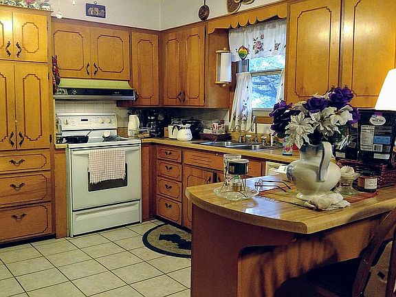 4th image of 117 County Road 419