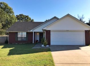 1610 E 14th Pl, Russellville, AR 72802