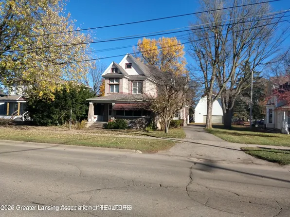 337 S Cochran Ave, Charlotte, MI 48813