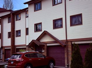 CONDO TOWN HOUSE 3 STORY, Brampton, ON L6W 3M4
