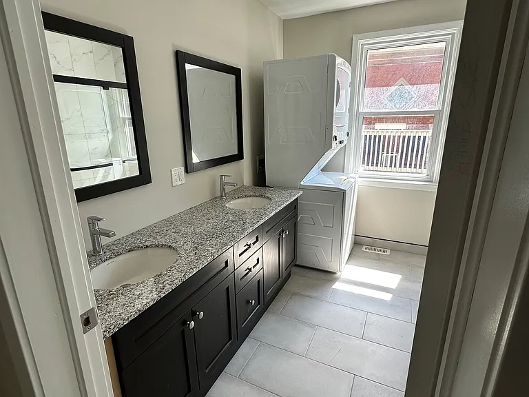 145 Wharncliffe Rd N #1 — Photo 9