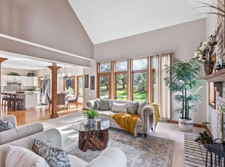 2625 Hackney Ct, Brookfield, WI 53045