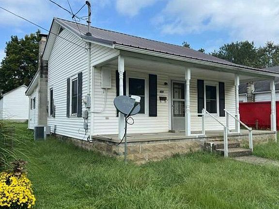 3rd image of 609 E 7th St