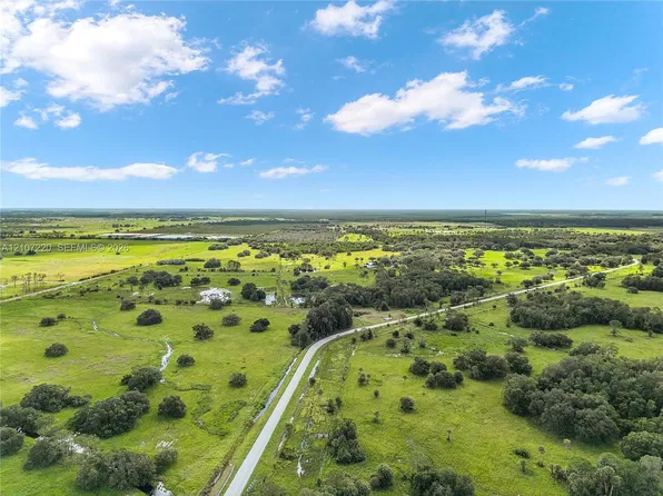 321 County Road 731, Venus, FL 33960