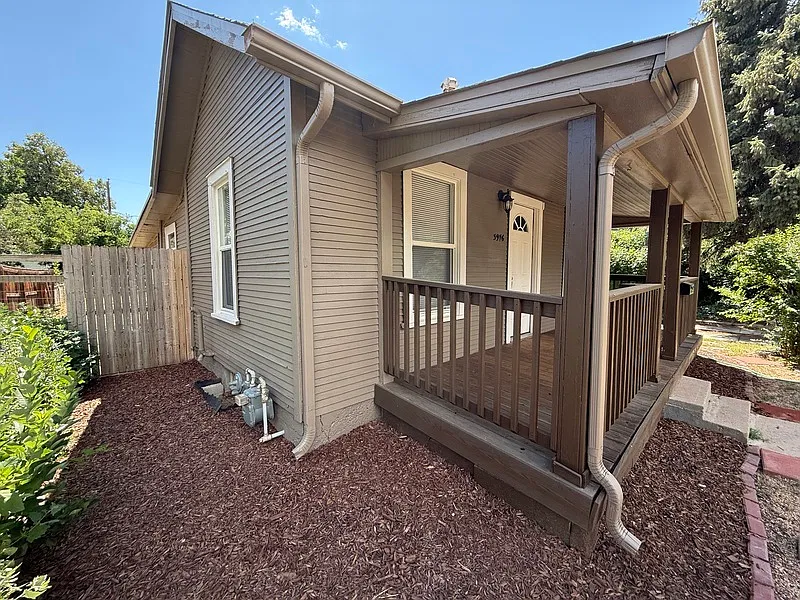 1 bed, 1.0 bath, 600 sqft, $1,795 — Photo 3