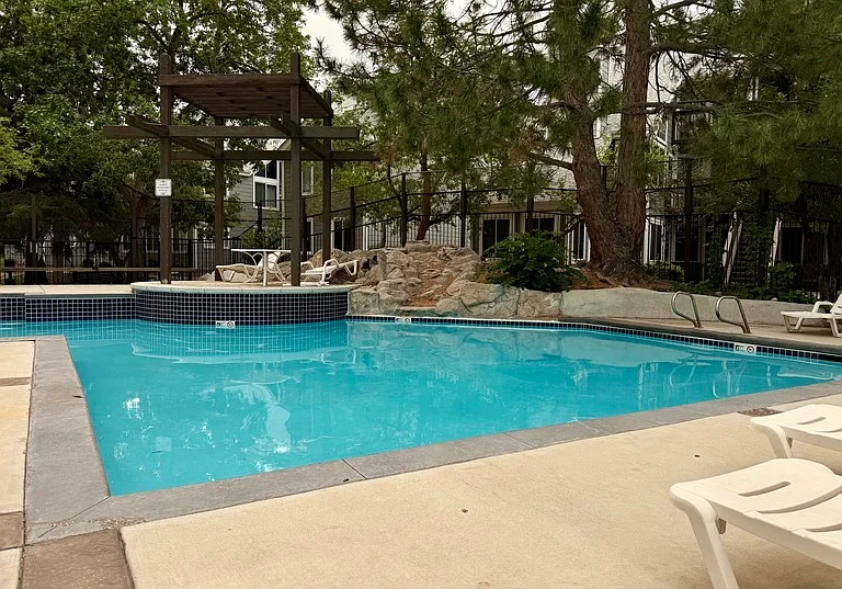 12414 E Tennessee Cir #B — Photo 25