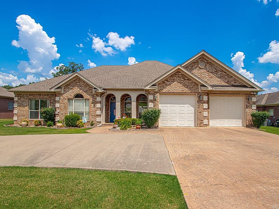 1st image of 54 Oakbrooke Dr
