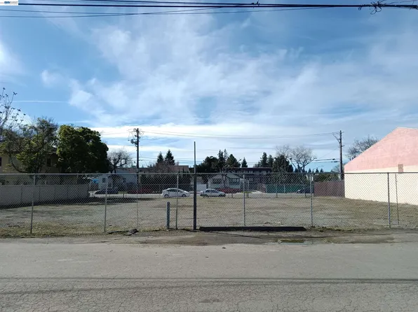 22836 Watkins St, Hayward, CA 94541