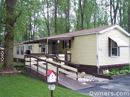 1st image of 23 Bernwood Dr