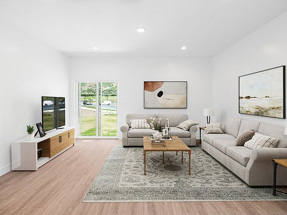 4th image of 1503 S Deerbrook Rd W #348