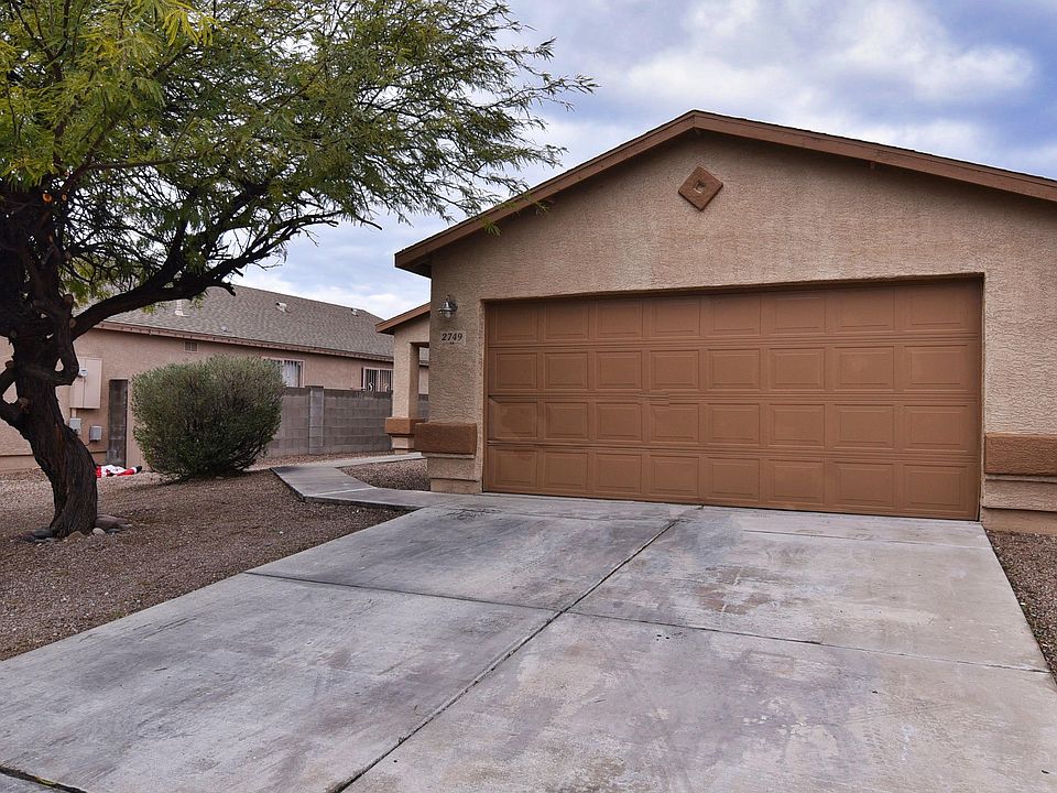 1st image of 2749 E Paseo La Tierra Buena