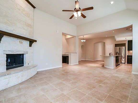 5th image of 19005 Cove Forest Ln