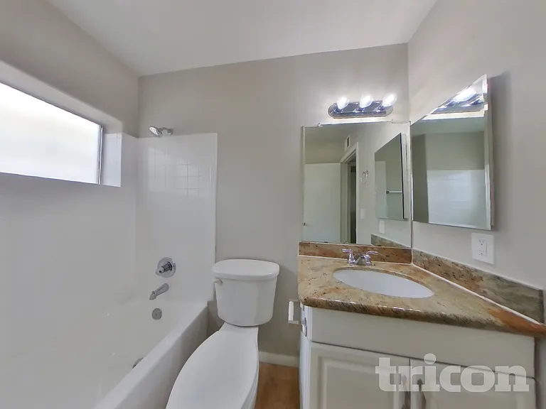 4775 W Morrow Dr — Photo 11