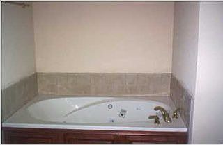 3rd image of 105 Playhouse Dr