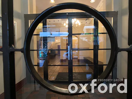 Rented by Oxford Property Group | media 33