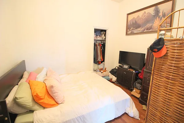 Rented by Brickwood BWR LLC | media 16