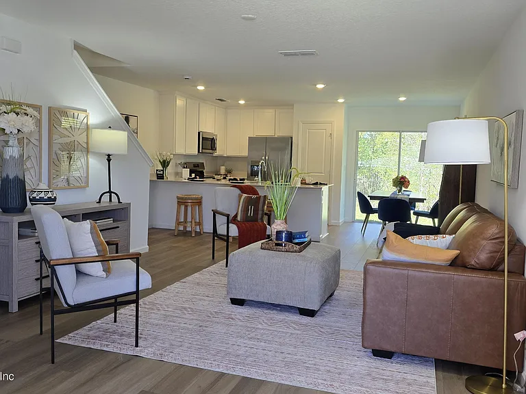 6819 Lake Mist Ln — Photo 3