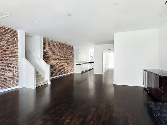 2nd image of 345 W 13th St APT 4H