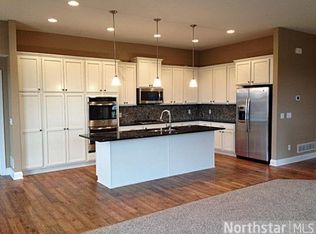 16851 E Lake Drive Ln, Lakeville, MN 55044