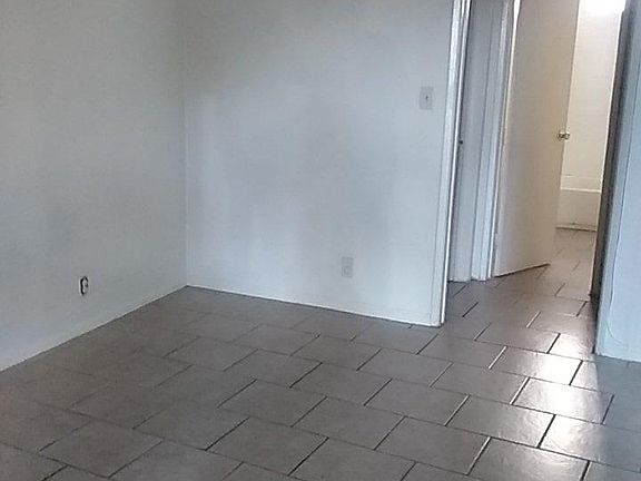 4th image of 1215 S Leland Ave APT 19