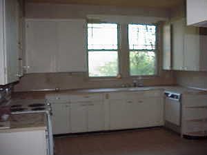 4th image of 200 S 2nd St